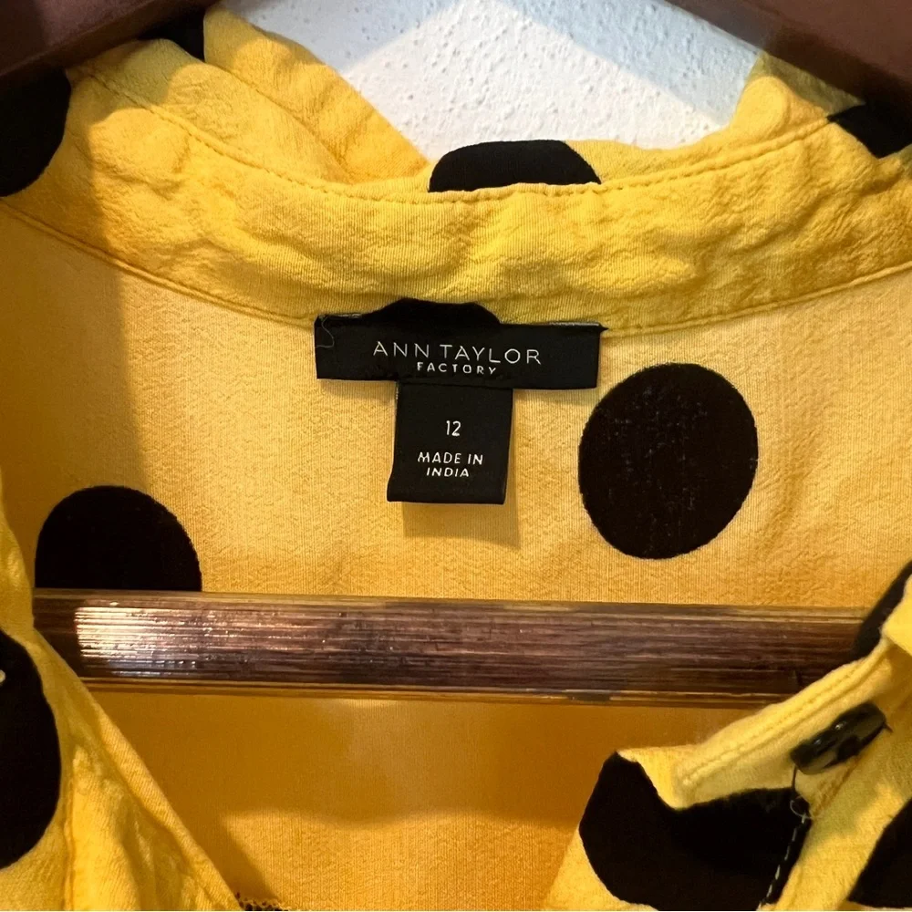 Ann Taylor Yellow and Black Polka Dot Maxi Dress Tiered Skirt Buttons Size 12 - Picture 4 of 9